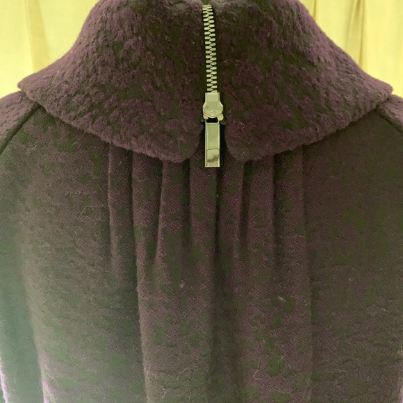 Tahari gorgeous aubergine purple coat - Picture 3 of 8